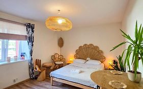 Tropikalny apartament Bali parking 8 minut od alei